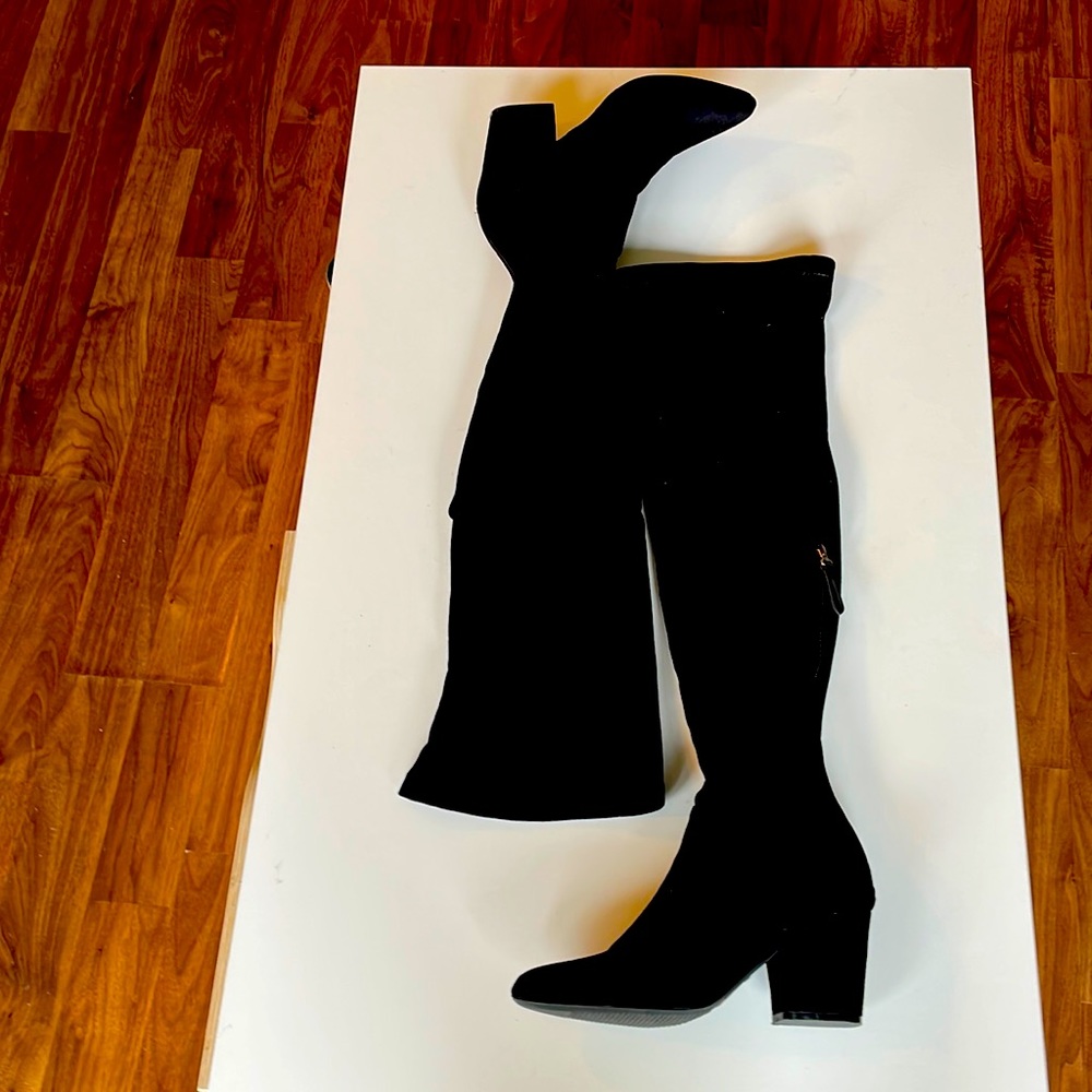 Knee high synthetic suede boots